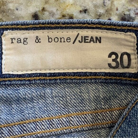 Rag & Bone Mila Denim Shorts In Sheffield Distressed Cut Off Style Size 30 - Picture 9 of 13